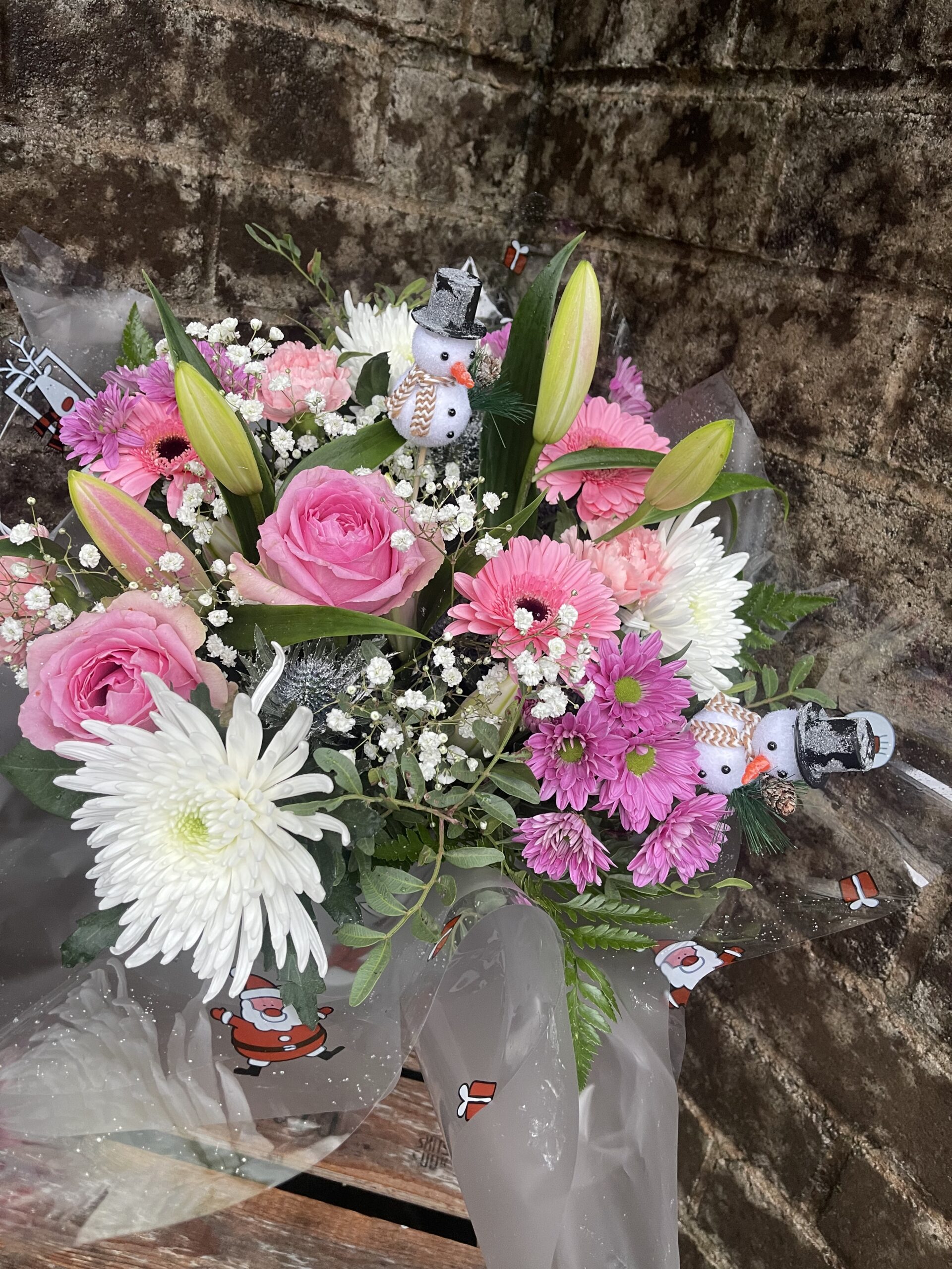 Festive £40.00 Bouquet - Image 5