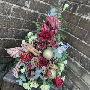 Festive Modern Arrangement