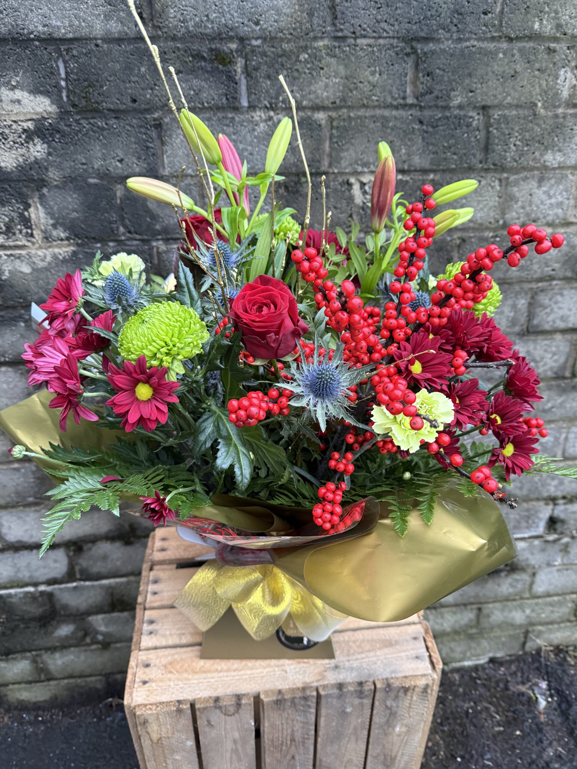 Festive Luxury Bouquet - Image 3