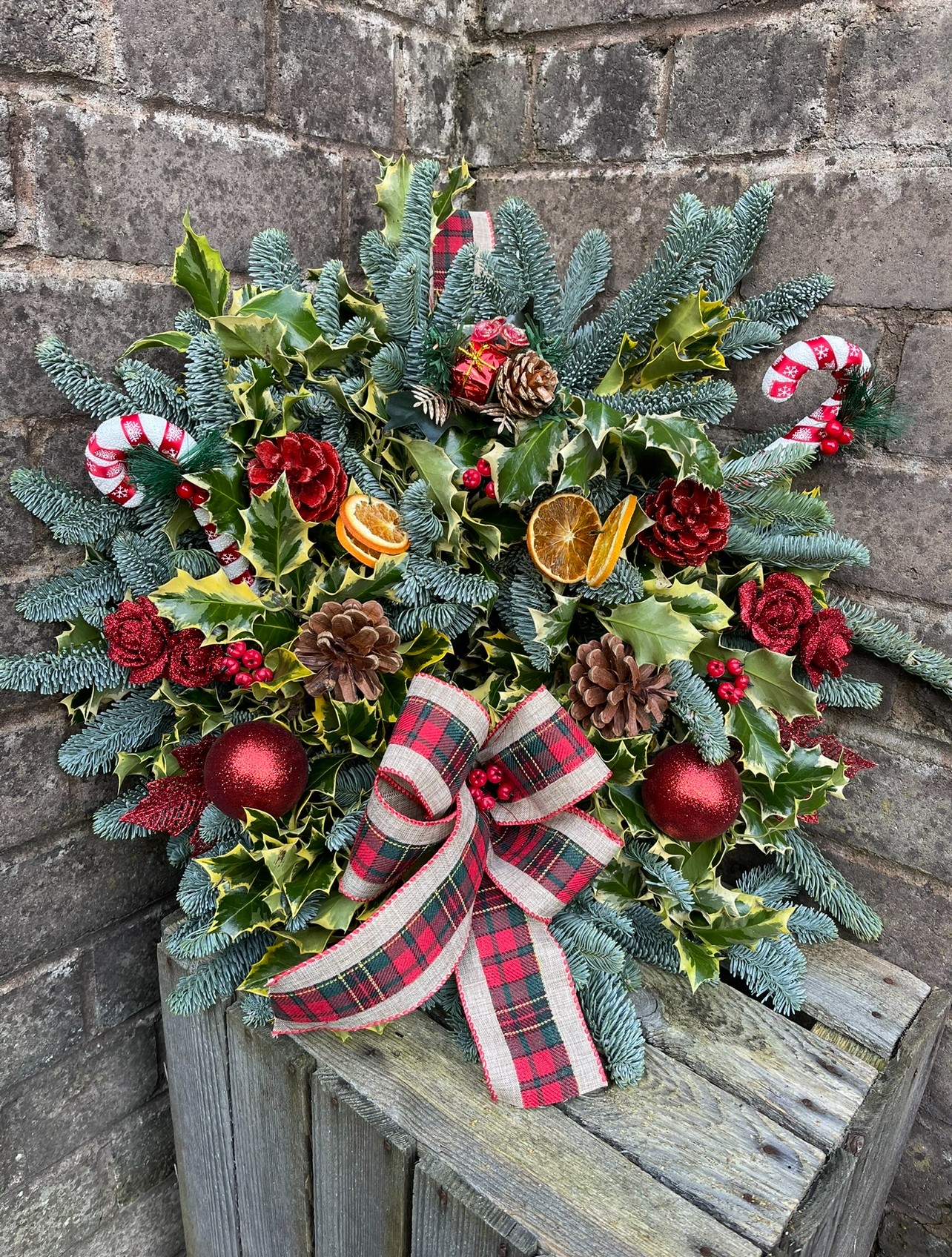 Wreath Making Class- Sunday 29th November 3.30pm - Image 5